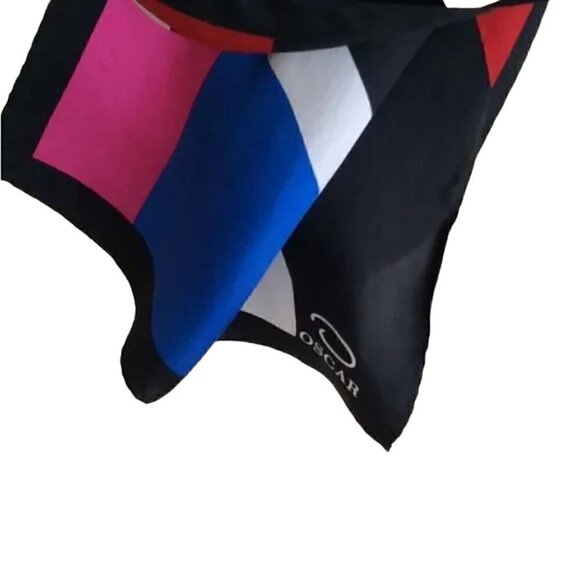 OSCAR de la RENTA 100% silk scarf - Picture 3 of 11